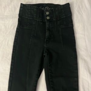 We the Free Jeans, Size 25, high-waisted with cute button top, Black